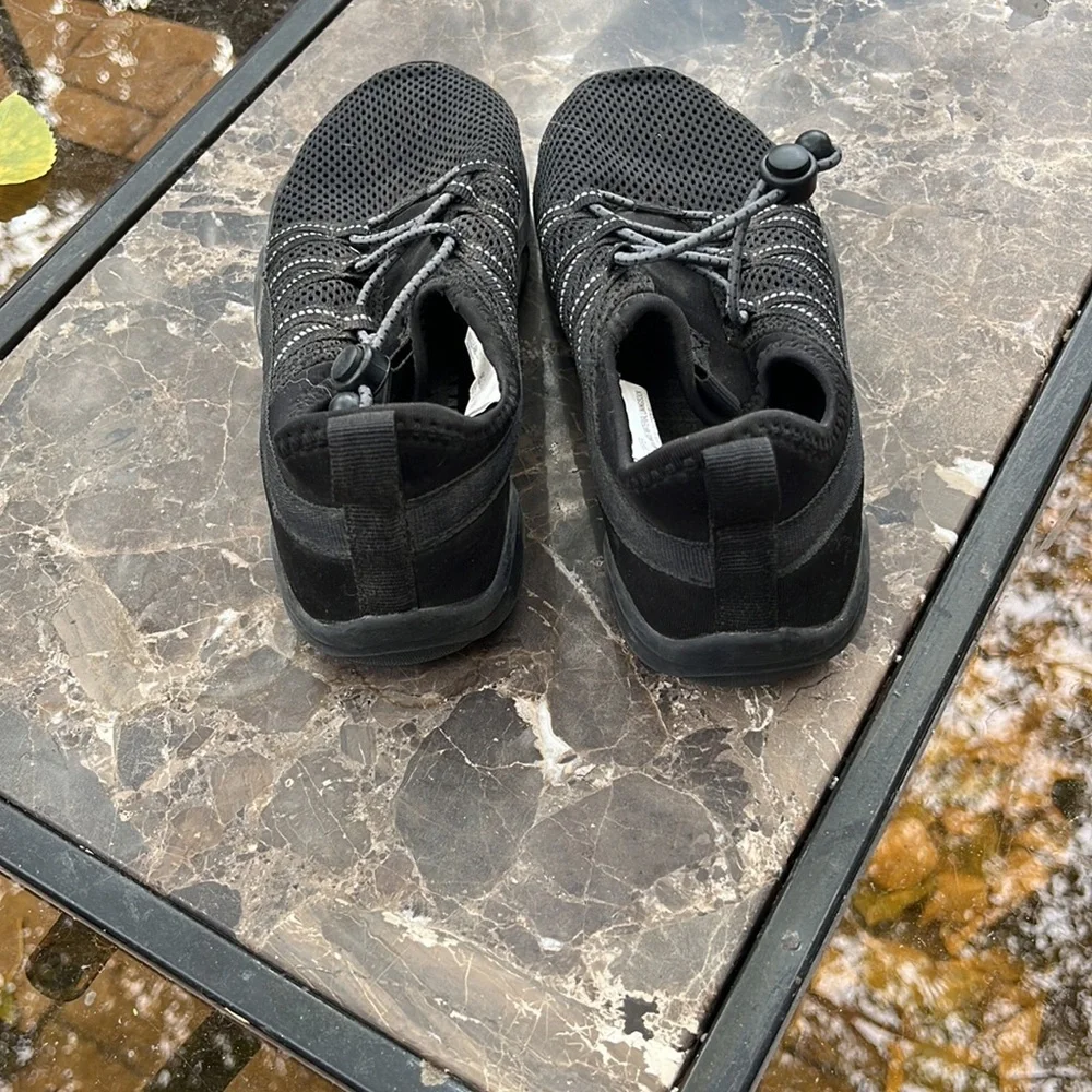 Youth black water shoe- mesh swim sandal/ water sneaker- youth 2